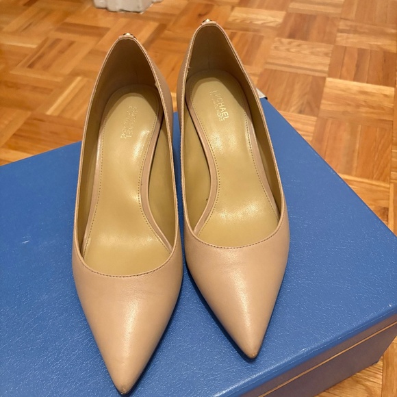 Michael Kors Heels - Picture 1 of 6